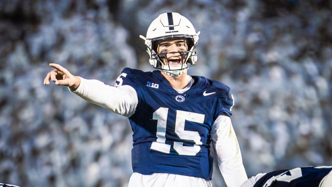 PSU quarterback Drew Allar