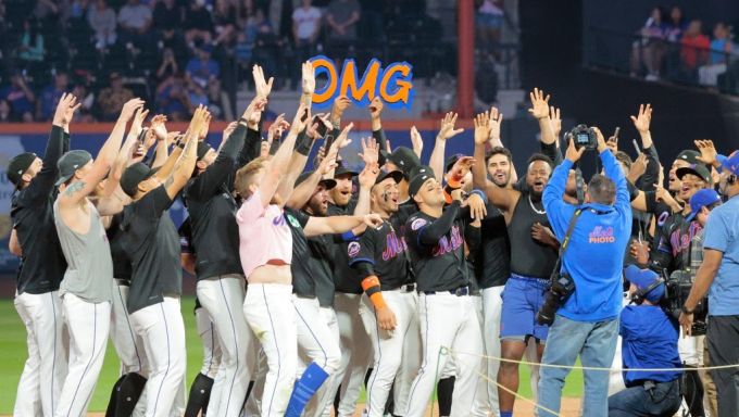 The Mets celebrating