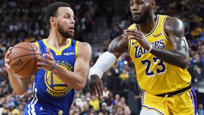 Stephen Curry and Lebron James
