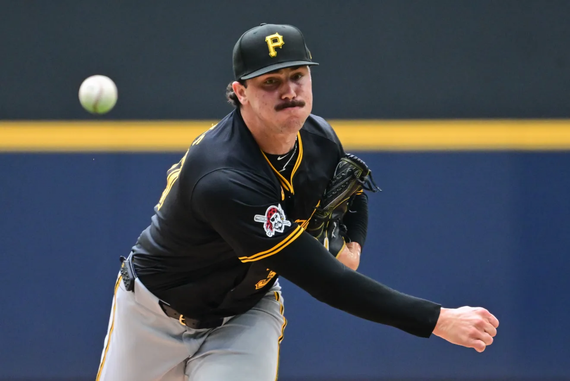 Skenes pitching