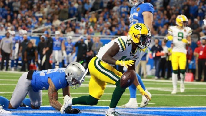 Jaylen Reed scoring a touchdown on Thanksgiving against the Lions