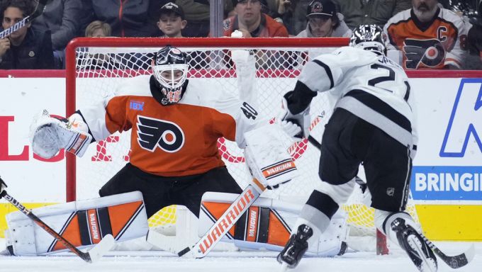 Carter Hart stopping a Los Angeles Kings shot