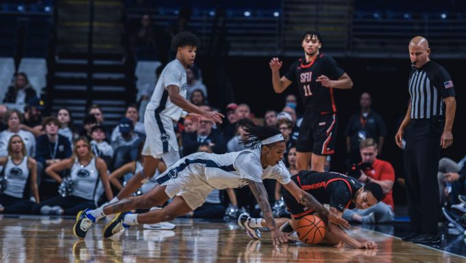 Nick Kern Jr. diving for loose ball