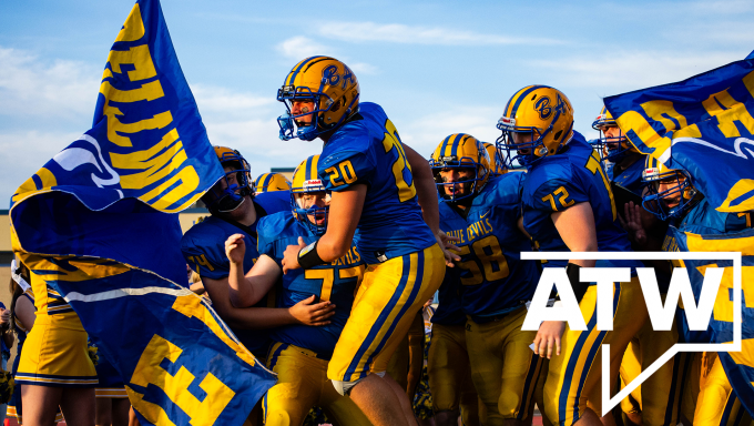 Bellwood-Antis football team running onto field