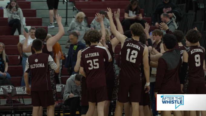 Altoona Boys Volleyball team waving to their fans