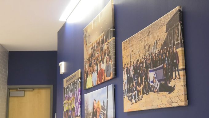 photos of Israeli students