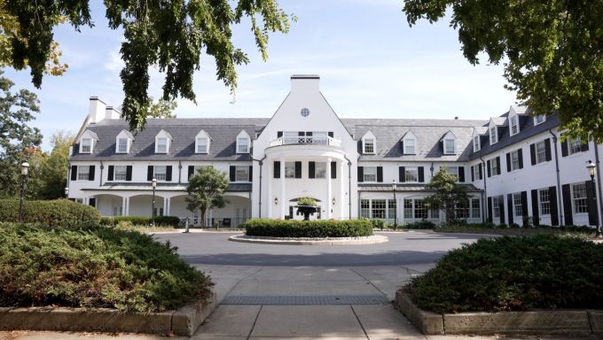 Nittany Lion Inn Front