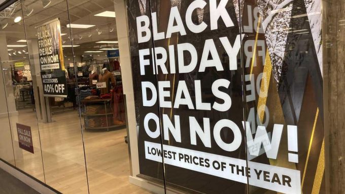 Black friday, David Zalubowski