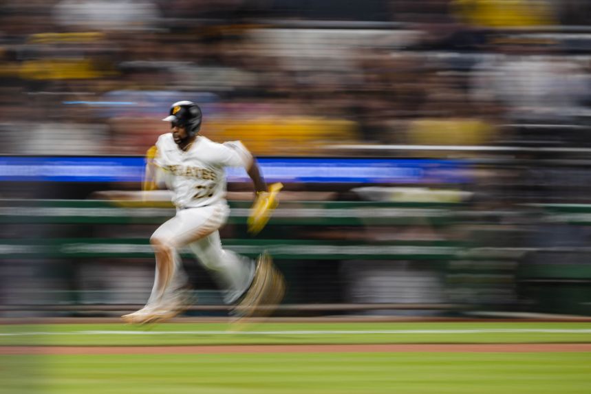 Baseball player rounding third