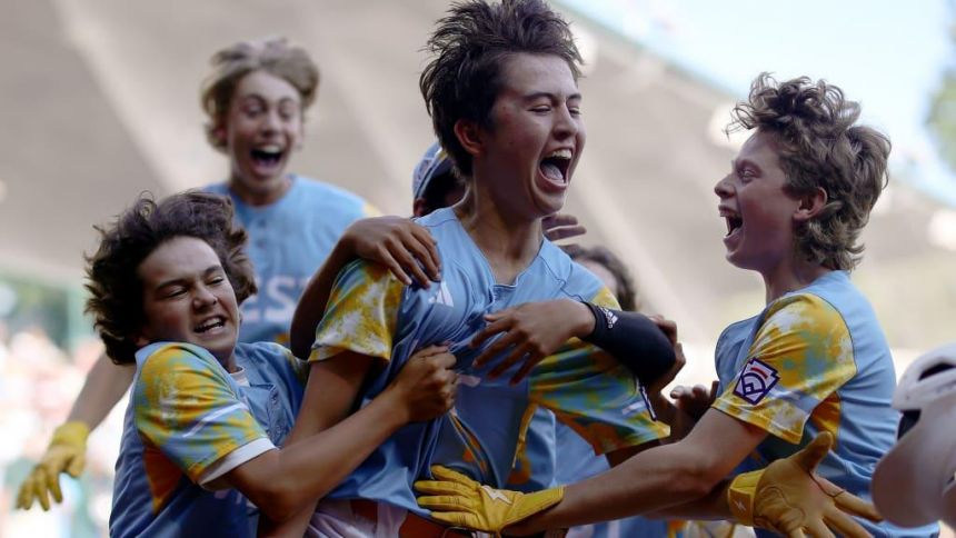 Louis Lappe celebrates with team after hitting wall-off home run to win LLWS championship